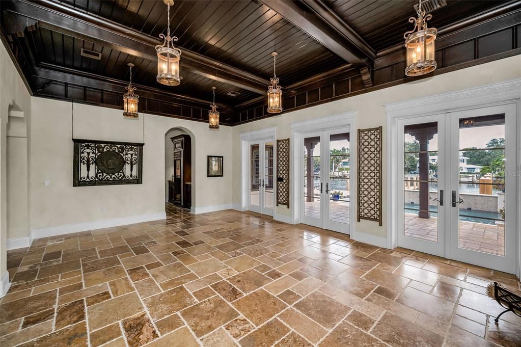 For Sale: $4,495,000 (4 beds, 5 baths, 5834 Square Feet)