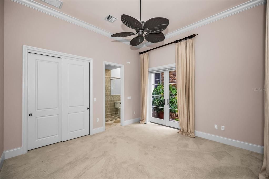 For Sale: $4,495,000 (4 beds, 5 baths, 5834 Square Feet)