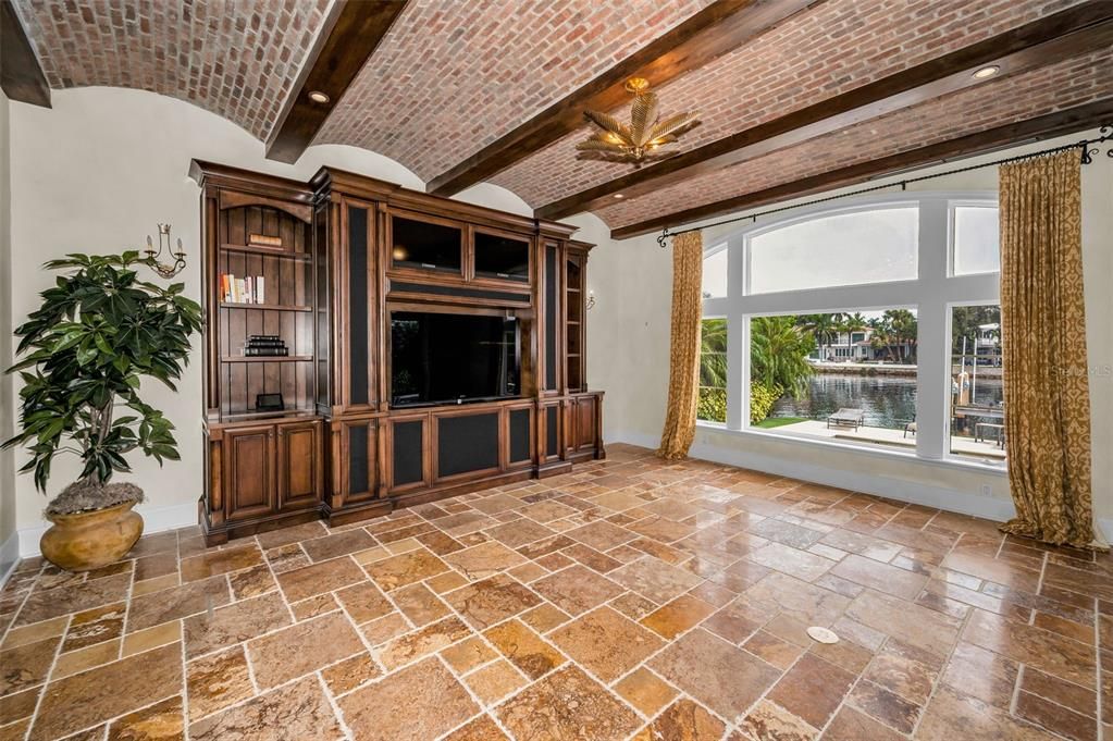 For Sale: $4,495,000 (4 beds, 5 baths, 5834 Square Feet)