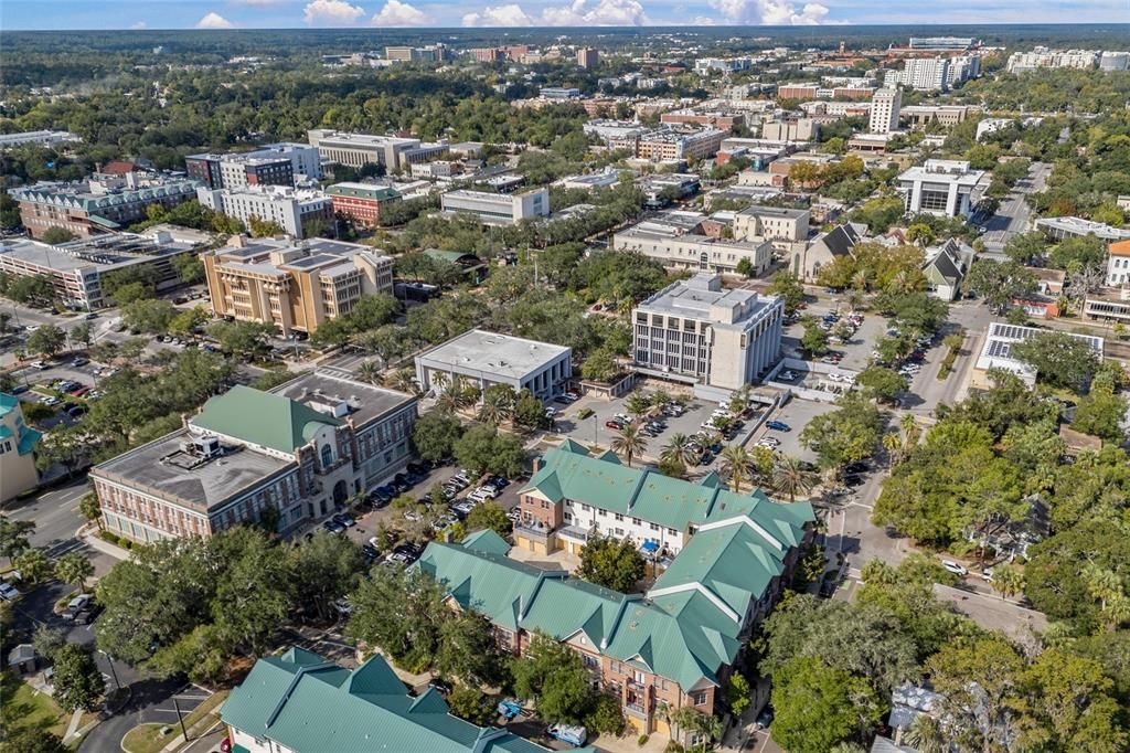 На продажу: $415,000 (2 спален, 2 ванн, 1614 Квадратных фут)