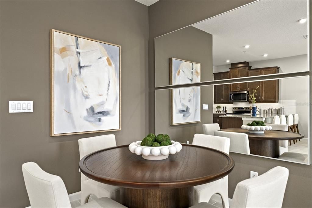 合同活跃: $418,990 (3 贝兹, 2 浴室, 1476 平方英尺)