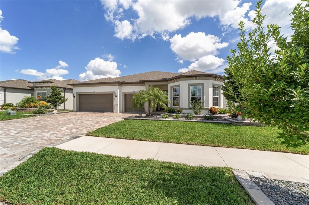 For Sale: $628,200 (3 beds, 3 baths, 2808 Square Feet)