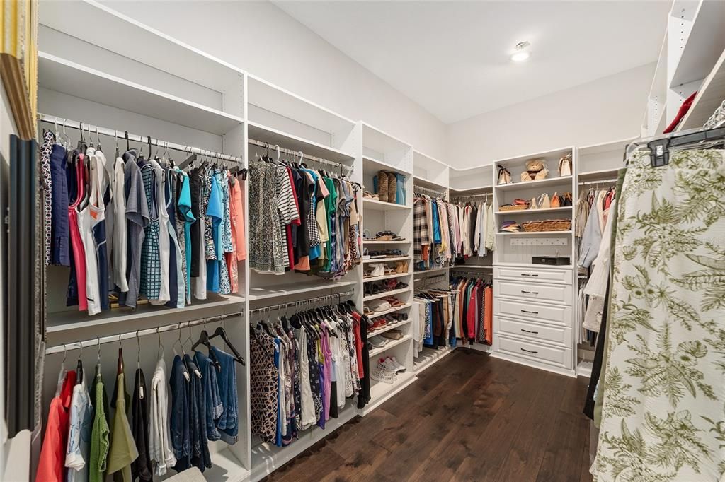 For Sale: $628,200 (3 beds, 3 baths, 2808 Square Feet)