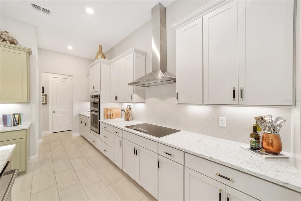 For Sale: $628,200 (3 beds, 3 baths, 2808 Square Feet)