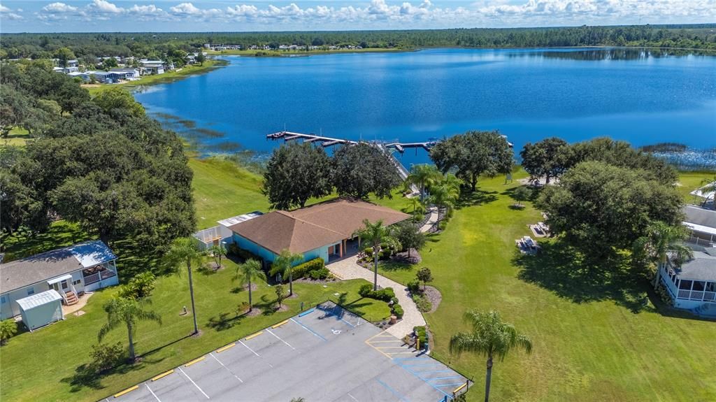 На продажу: $174,900 (2 спален, 2 ванн, 960 Квадратных фут)