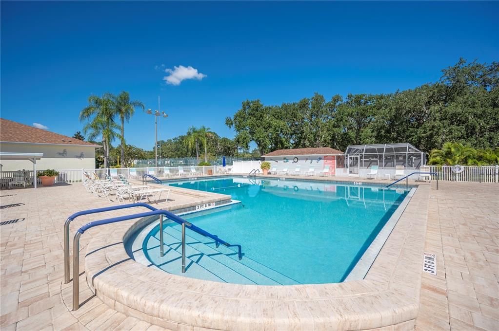 На продажу: $174,900 (2 спален, 2 ванн, 960 Квадратных фут)