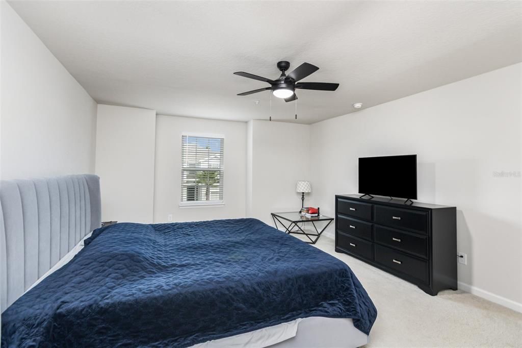 待售: $385,000 (3 贝兹, 2 浴室, 1892 平方英尺)