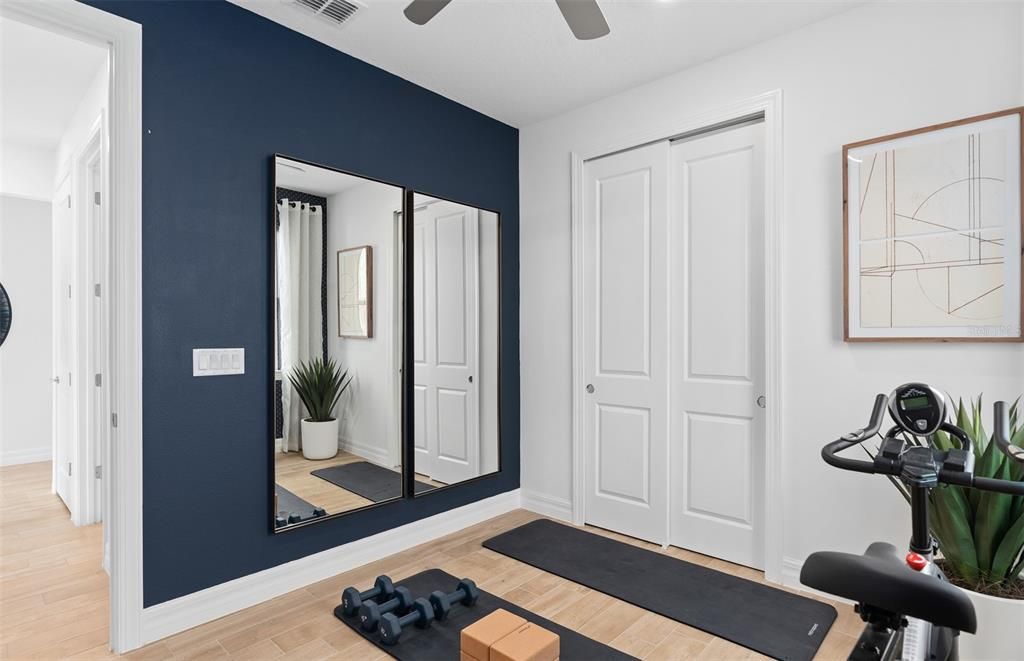 合同活跃: $433,790 (4 贝兹, 2 浴室, 1850 平方英尺)