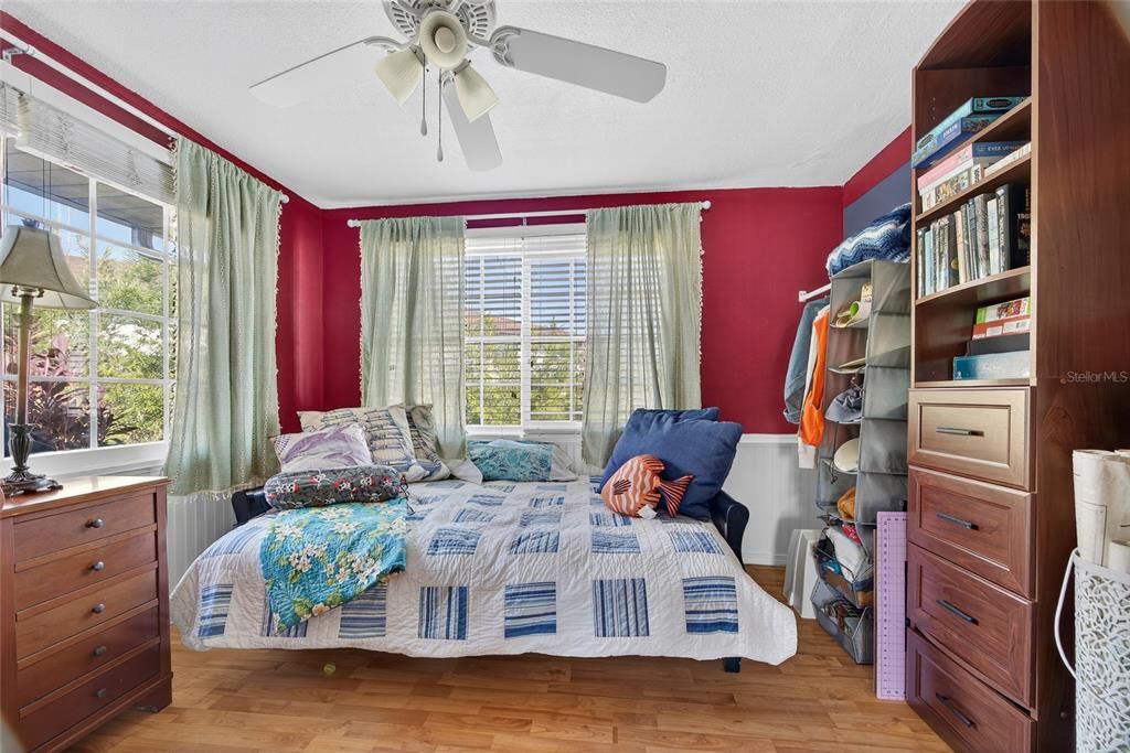 待售: $339,000 (2 贝兹, 2 浴室, 1412 平方英尺)