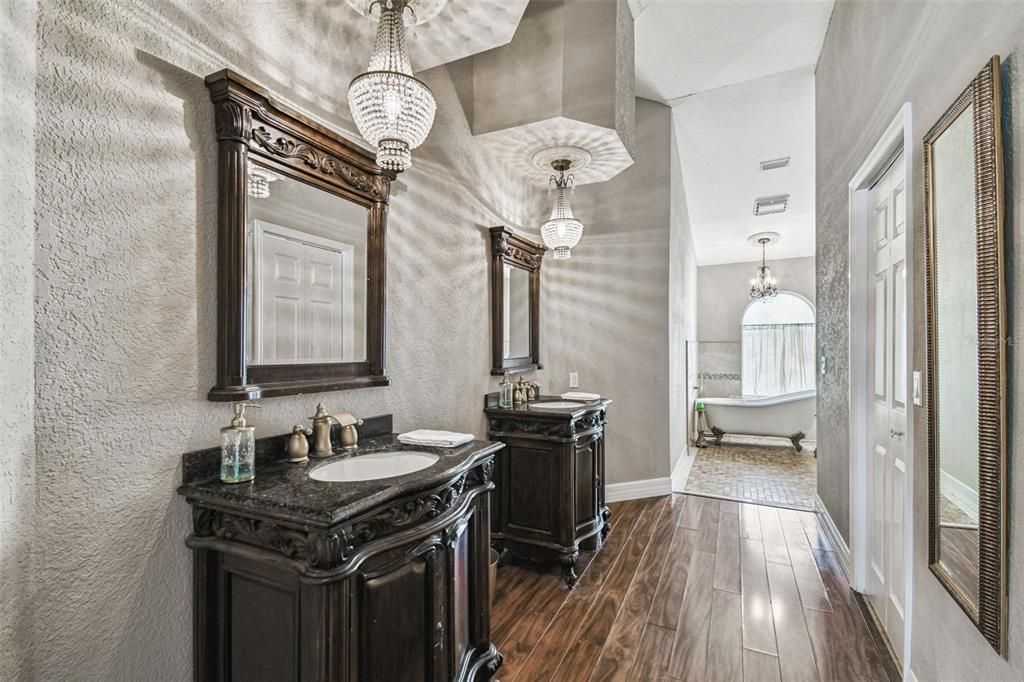 待售: $759,900 (4 贝兹, 2 浴室, 2814 平方英尺)