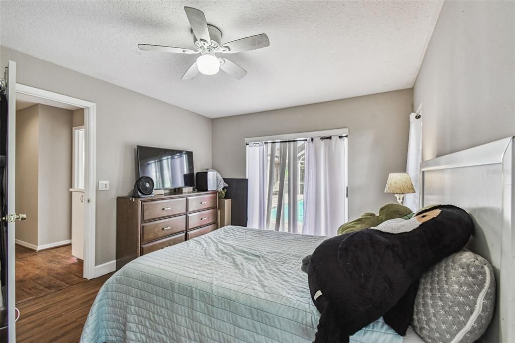 待售: $759,900 (4 贝兹, 2 浴室, 2814 平方英尺)