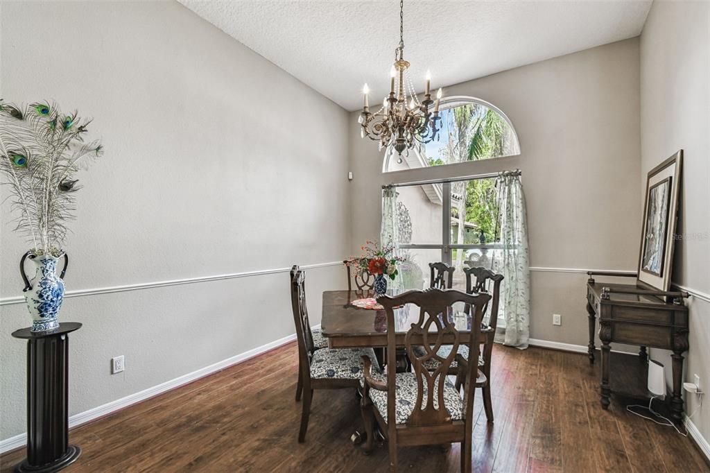 待售: $759,900 (4 贝兹, 2 浴室, 2814 平方英尺)