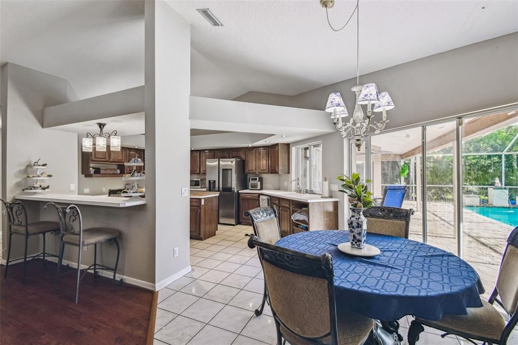 待售: $759,900 (4 贝兹, 2 浴室, 2814 平方英尺)