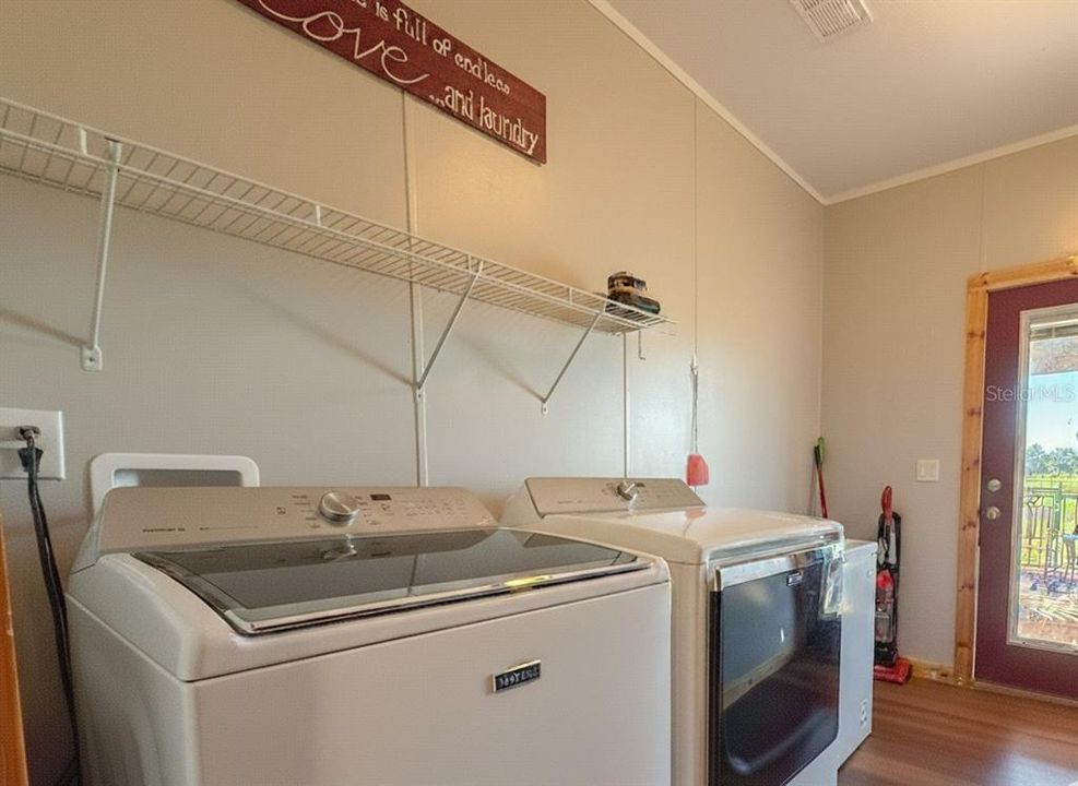 На продажу: $454,000 (3 спален, 2 ванн, 2108 Квадратных фут)