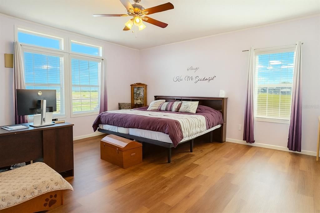 На продажу: $454,000 (3 спален, 2 ванн, 2108 Квадратных фут)