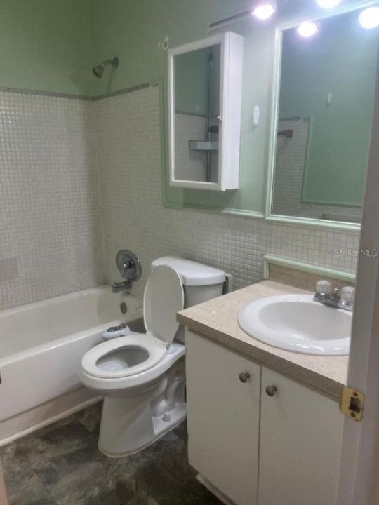 For Rent: $1,400 (1 beds, 1 baths, 680 Square Feet)