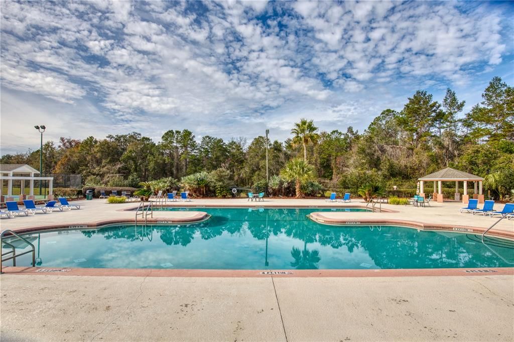 For Rent: $2,700 (3 beds, 2 baths, 1840 Square Feet)