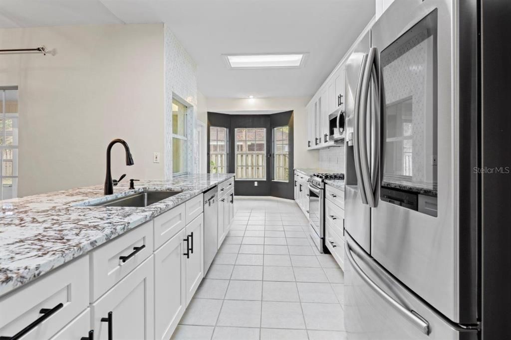 For Rent: $2,700 (3 beds, 2 baths, 1840 Square Feet)