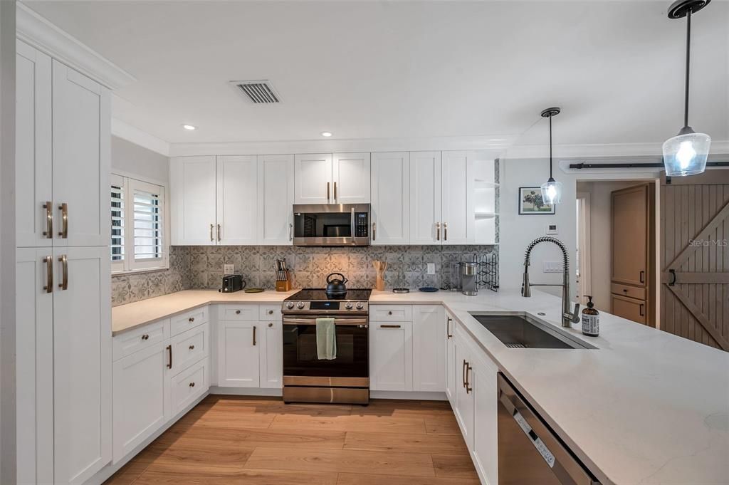 En Venta: $290,000 (2 camas, 2 baños, 1096 Pies cuadrados)