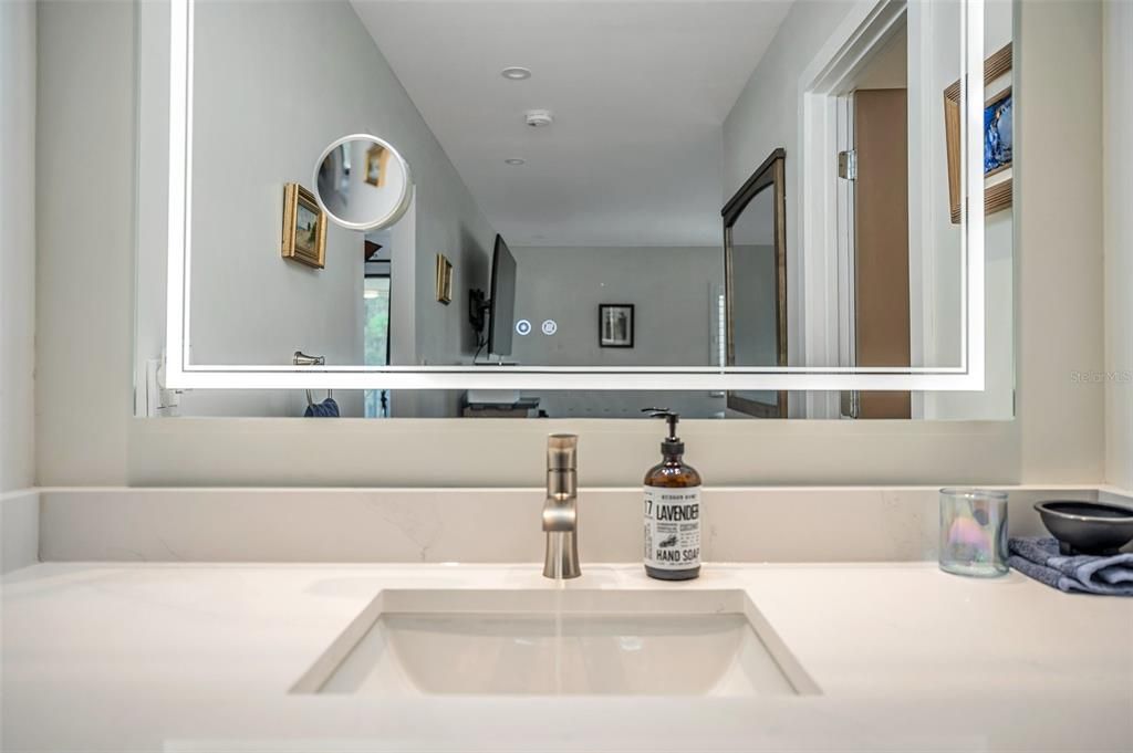 En Venta: $290,000 (2 camas, 2 baños, 1096 Pies cuadrados)