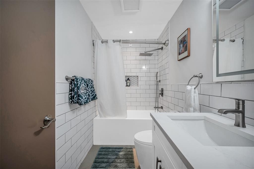 En Venta: $290,000 (2 camas, 2 baños, 1096 Pies cuadrados)