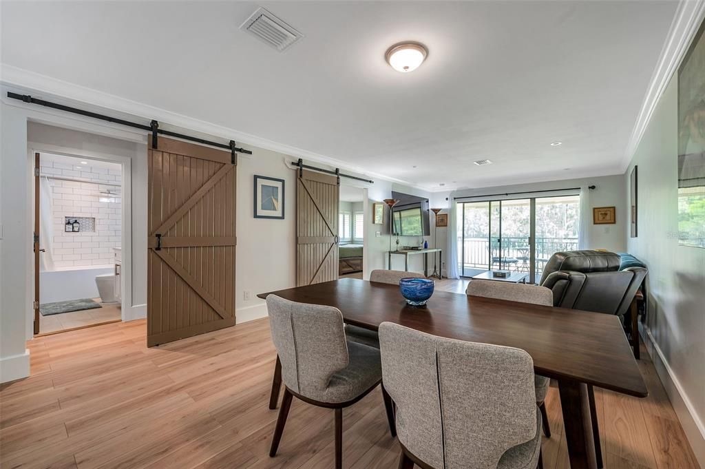 En Venta: $290,000 (2 camas, 2 baños, 1096 Pies cuadrados)