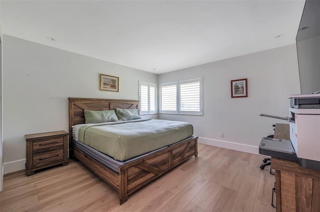 En Venta: $290,000 (2 camas, 2 baños, 1096 Pies cuadrados)