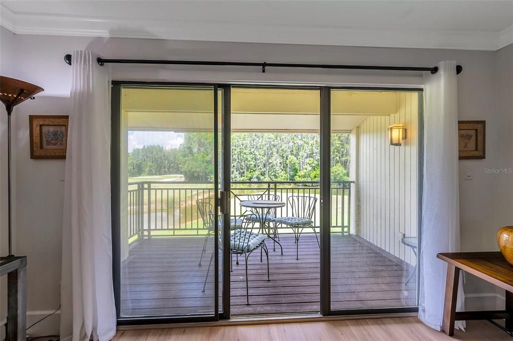 En Venta: $290,000 (2 camas, 2 baños, 1096 Pies cuadrados)