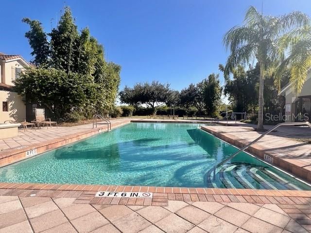 Active With Contract: $355,000 (3 beds, 2 baths, 1953 Square Feet)