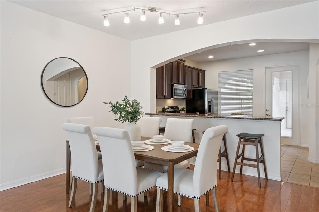 Active With Contract: $355,000 (3 beds, 2 baths, 1953 Square Feet)