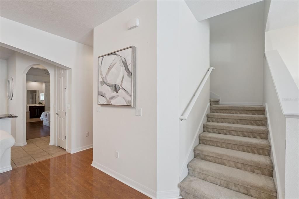 Active With Contract: $355,000 (3 beds, 2 baths, 1953 Square Feet)