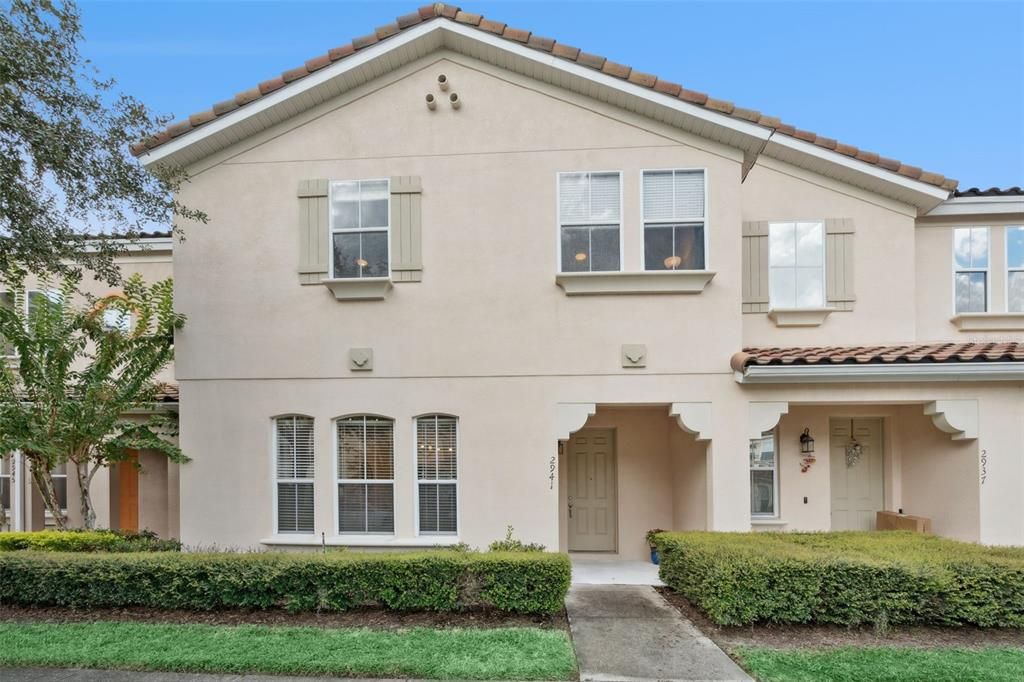 Active With Contract: $355,000 (3 beds, 2 baths, 1953 Square Feet)