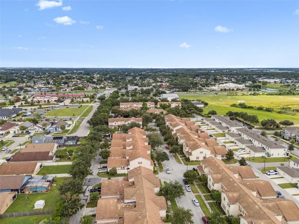 Active With Contract: $355,000 (3 beds, 2 baths, 1953 Square Feet)