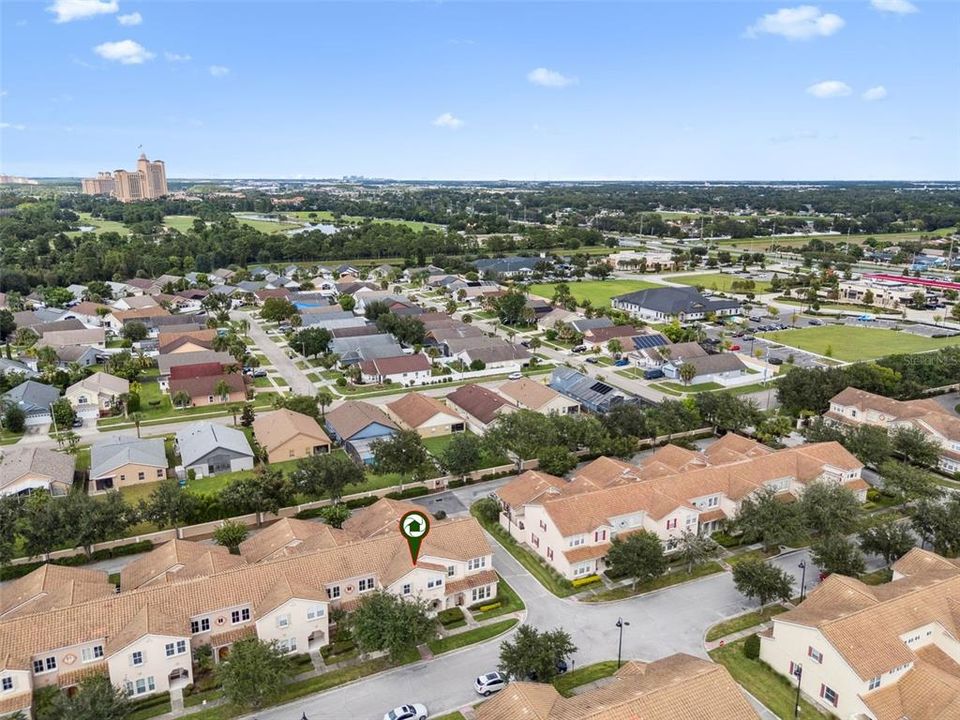 Active With Contract: $355,000 (3 beds, 2 baths, 1953 Square Feet)
