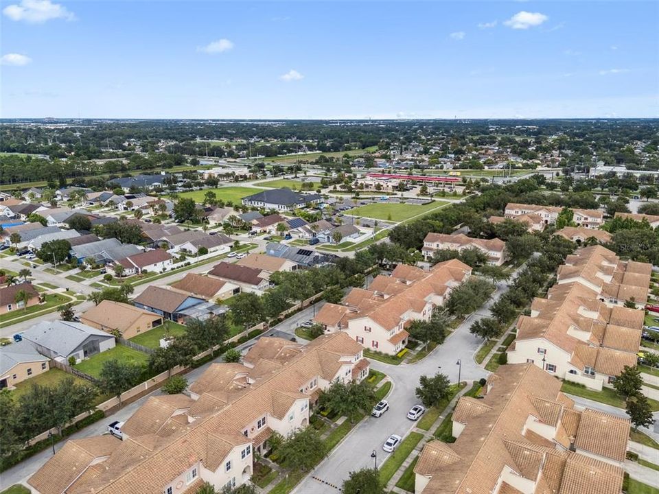 Active With Contract: $355,000 (3 beds, 2 baths, 1953 Square Feet)