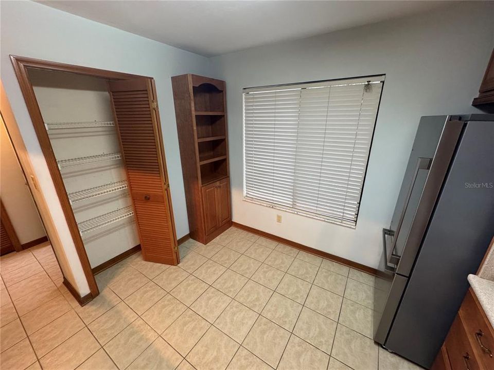 待售: $189,000 (2 贝兹, 2 浴室, 1192 平方英尺)