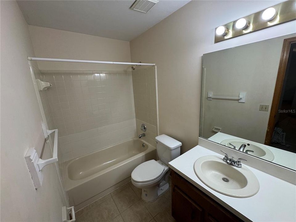 待售: $189,000 (2 贝兹, 2 浴室, 1192 平方英尺)