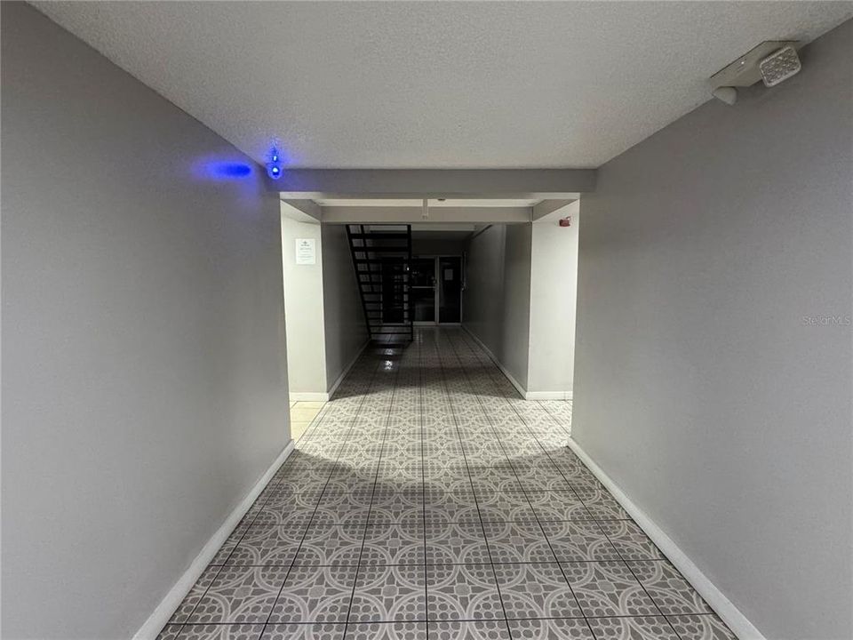 合同活跃: $109,000 (1 贝兹, 1 浴室, 650 平方英尺)