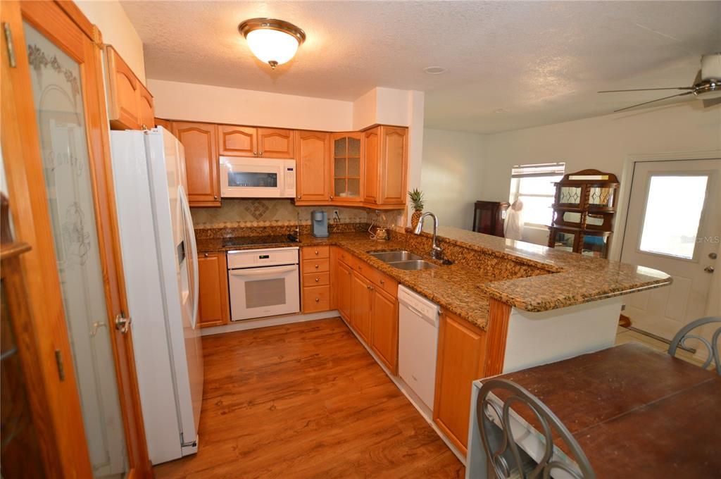 Active With Contract: $269,900 (3 beds, 2 baths, 1888 Square Feet)