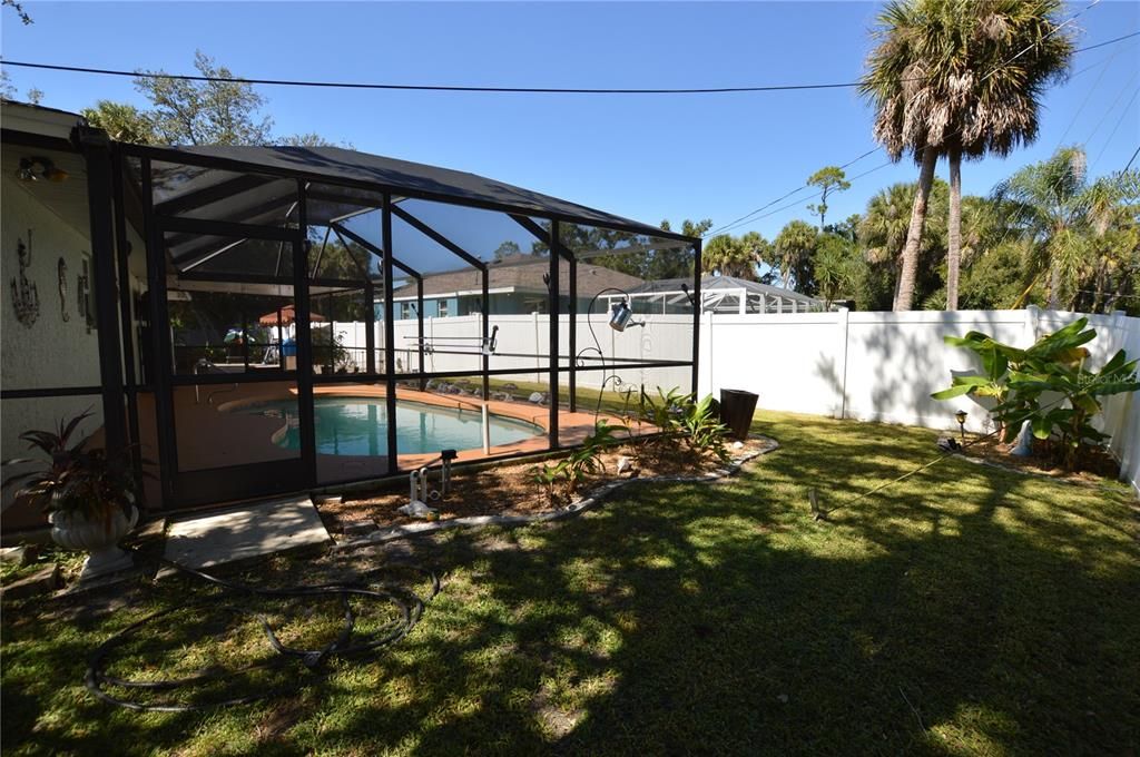 Active With Contract: $269,900 (3 beds, 2 baths, 1888 Square Feet)