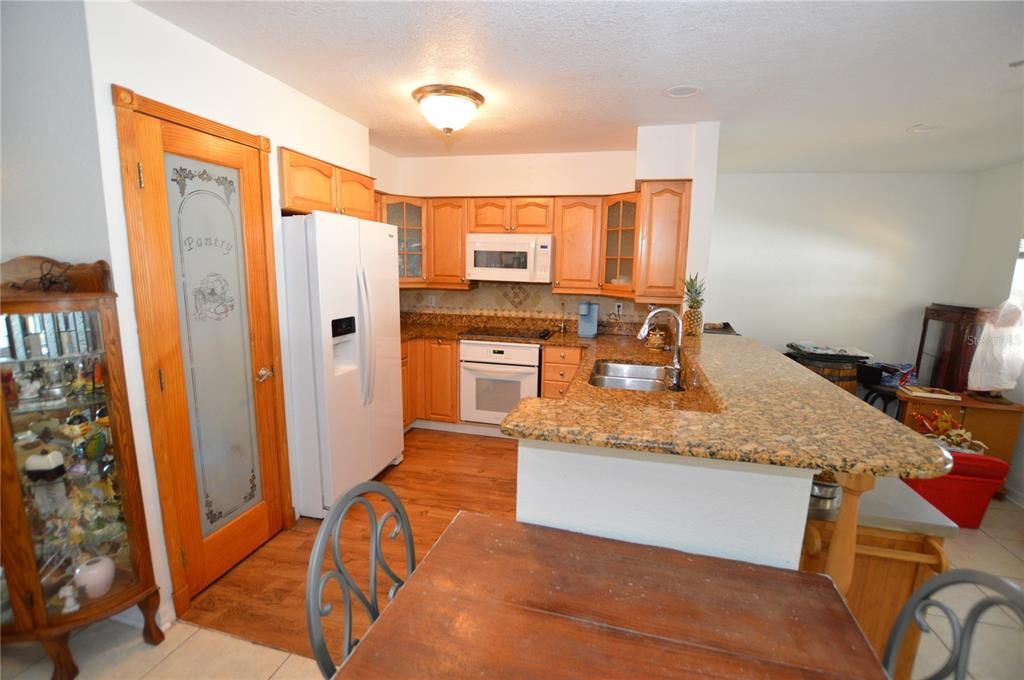 Active With Contract: $269,900 (3 beds, 2 baths, 1888 Square Feet)