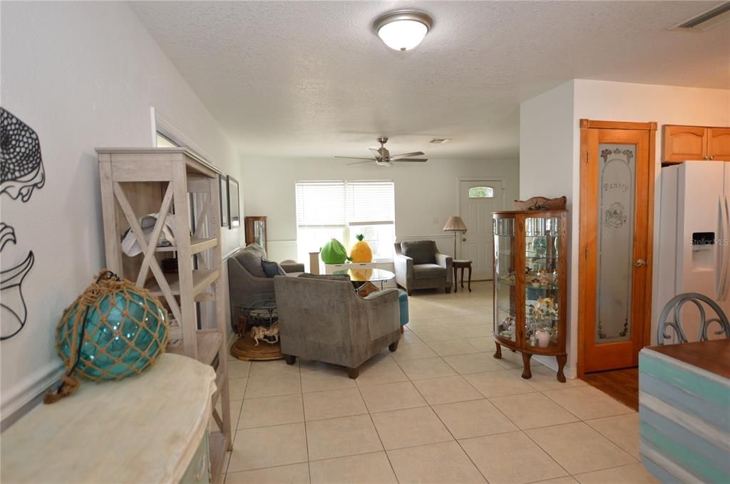 Active With Contract: $269,900 (3 beds, 2 baths, 1888 Square Feet)