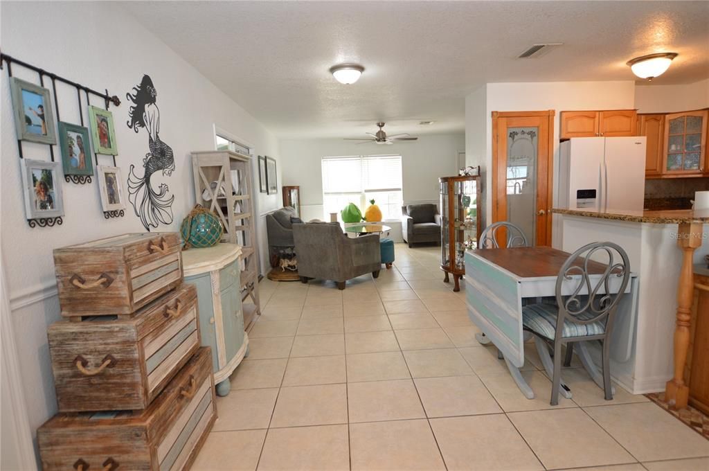 Active With Contract: $269,900 (3 beds, 2 baths, 1888 Square Feet)