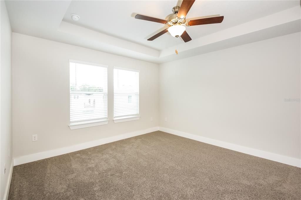 For Rent: $2,345 (2 beds, 2 baths, 1823 Square Feet)