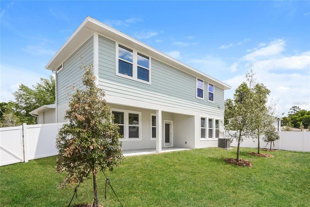 For Rent: $2,345 (2 beds, 2 baths, 1823 Square Feet)