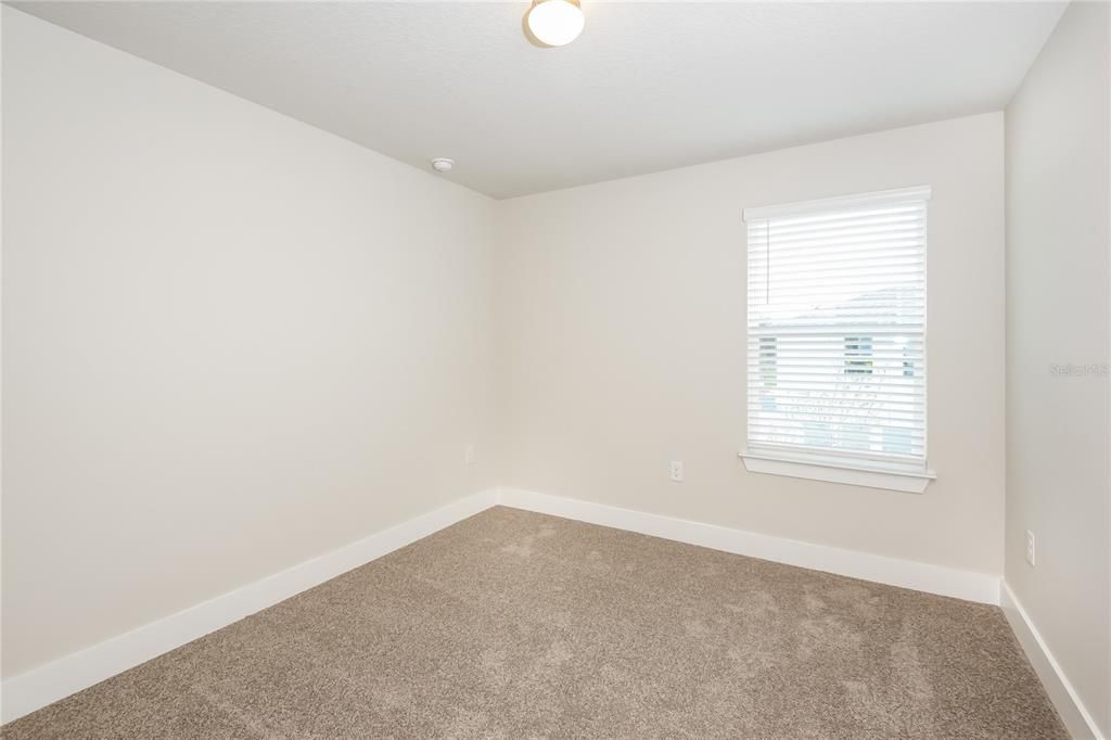 For Rent: $2,345 (2 beds, 2 baths, 1823 Square Feet)