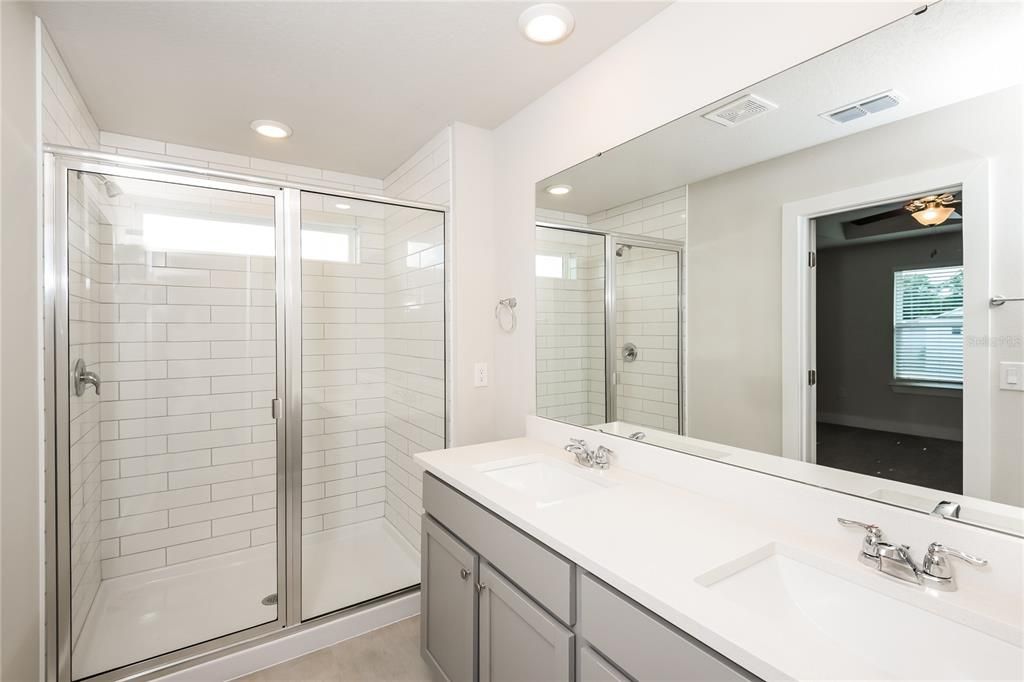 For Rent: $2,345 (2 beds, 2 baths, 1823 Square Feet)