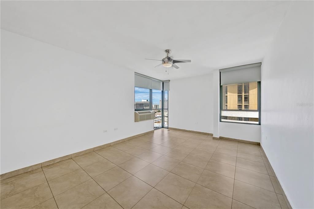 На продажу: $680,000 (3 спален, 2 ванн, 1809.66 Квадратных фут)