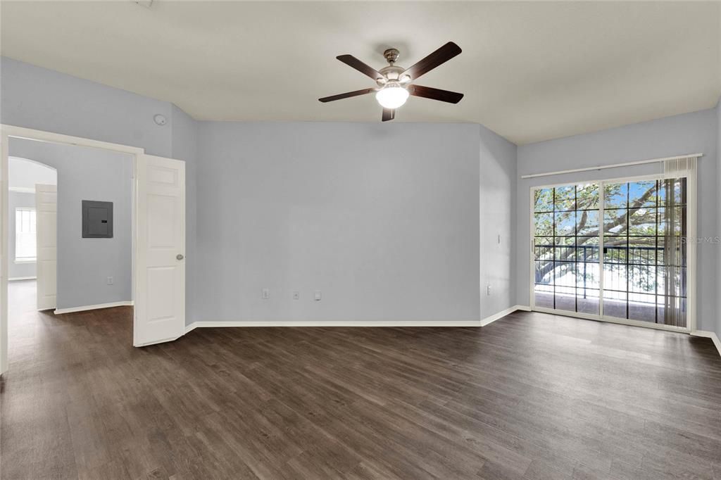 На продажу: $265,000 (2 спален, 2 ванн, 1478 Квадратных фут)