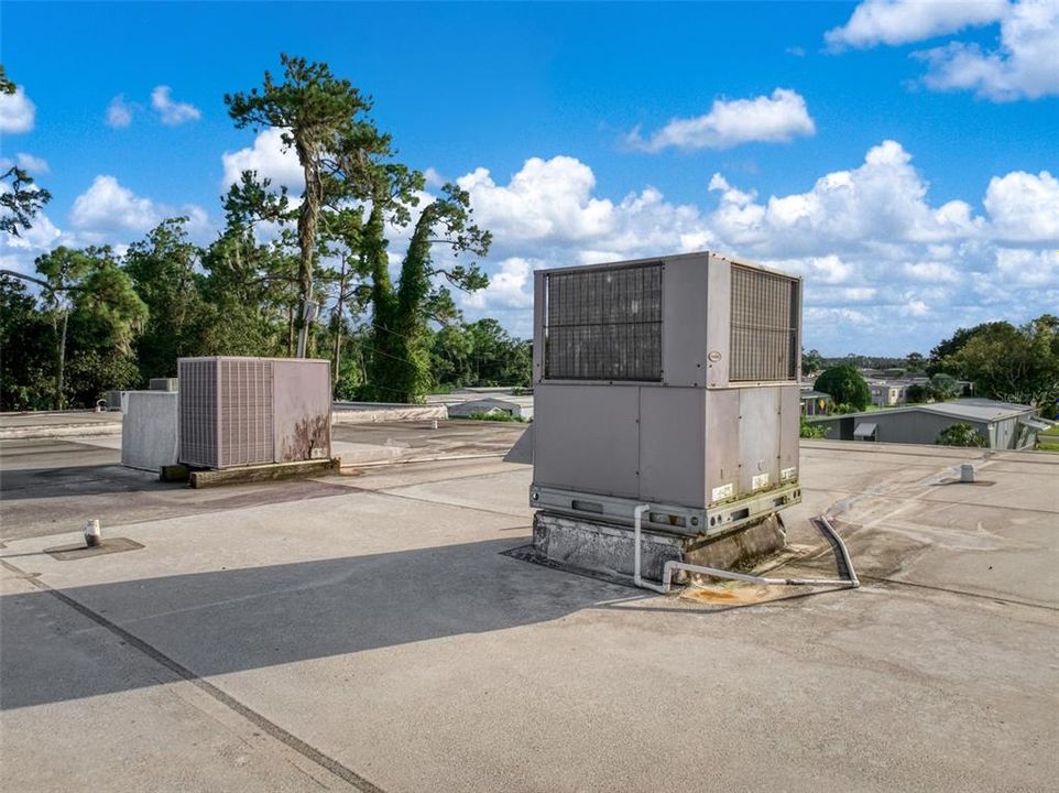 待售: $189,900 (0 贝兹, 0 浴室, 1298 平方英尺)